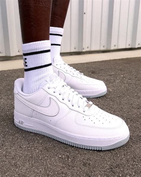 Nike – Air Force 1'07 – Sneaker in Glitzer